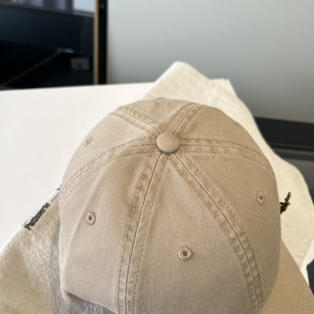 【YSL圣罗兰】2025早春新款简约棒球帽，新款出货，大牌款超好搭配，赶紧入手！