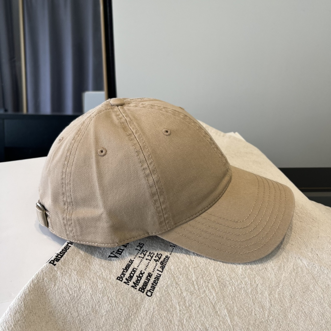 【YSL圣罗兰】2025早春新款简约棒球帽，新款出货，大牌款超好搭配，赶紧入手！