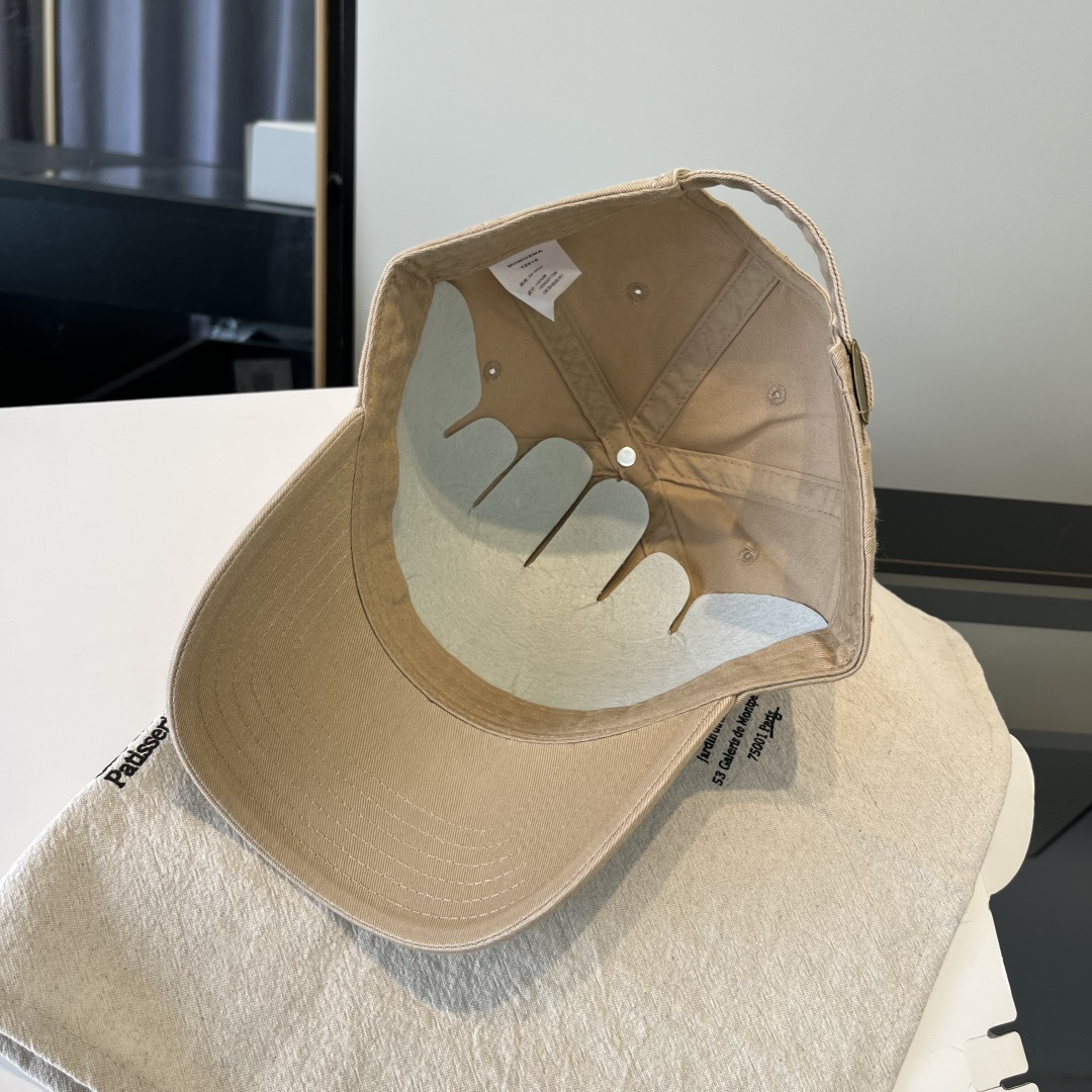 【YSL圣罗兰】2025早春新款简约棒球帽，新款出货，大牌款超好搭配，赶紧入手！