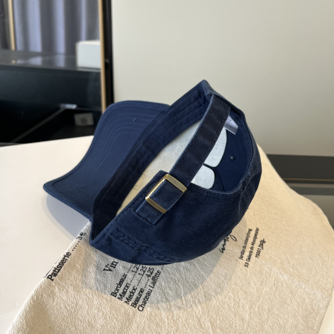 【YSL圣罗兰】2025早春新款简约棒球帽，新款出货，大牌款超好搭配，赶紧入手！