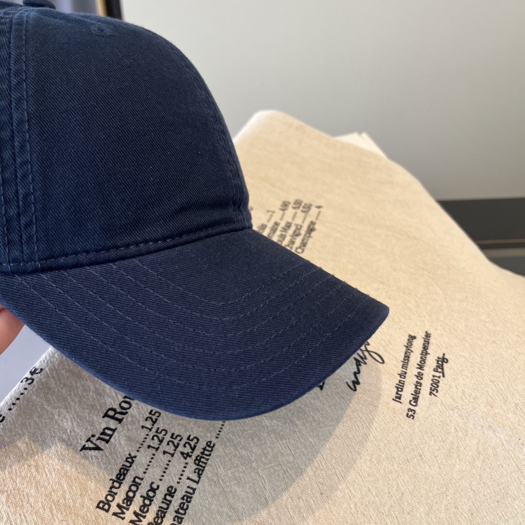 【YSL圣罗兰】2025早春新款简约棒球帽，新款出货，大牌款超好搭配，赶紧入手！