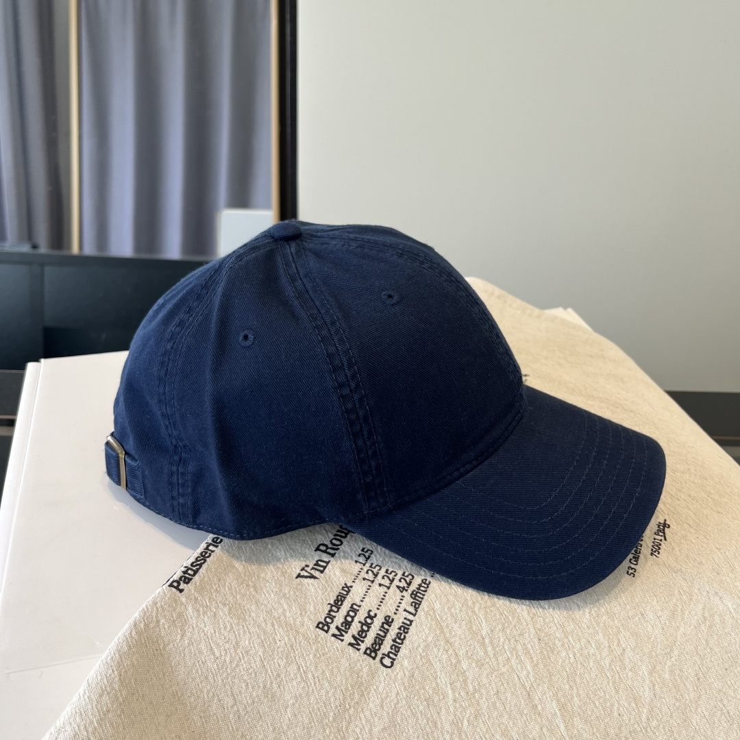 【YSL圣罗兰】2025早春新款简约棒球帽，新款出货，大牌款超好搭配，赶紧入手！