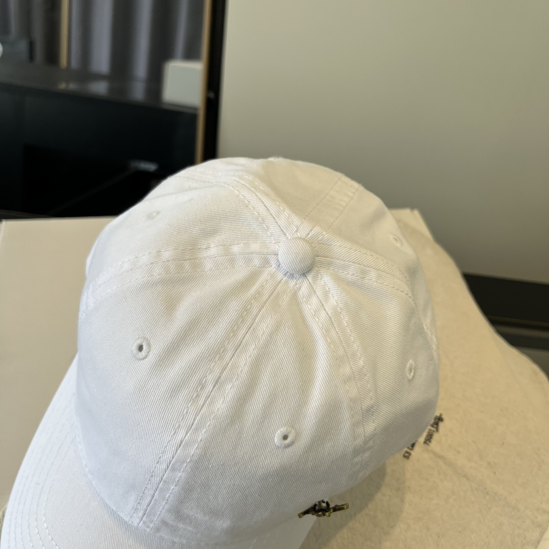【YSL圣罗兰】2025早春新款简约棒球帽，新款出货，大牌款超好搭配，赶紧入手！