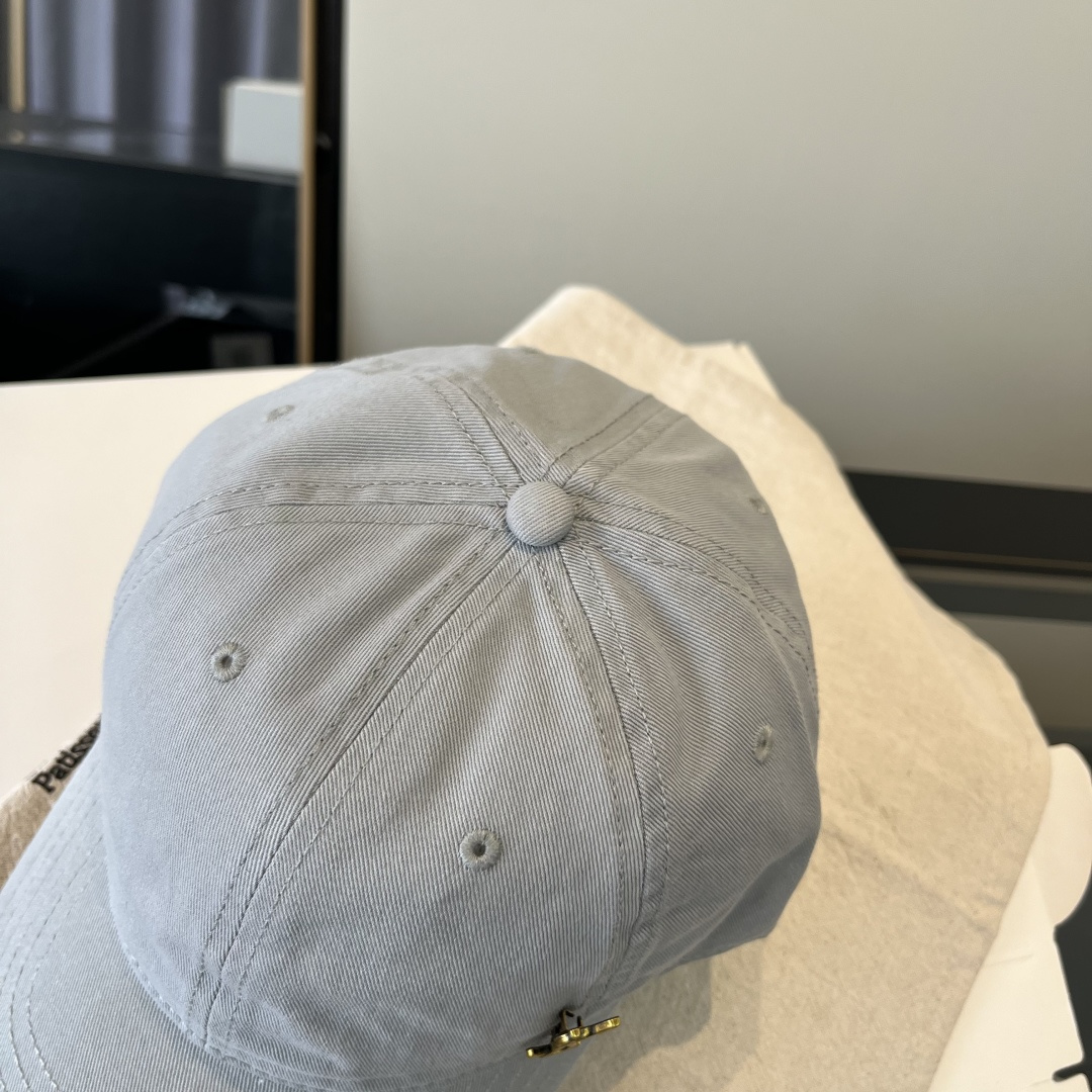【YSL圣罗兰】2025早春新款简约棒球帽，新款出货，大牌款超好搭配，赶紧入手！