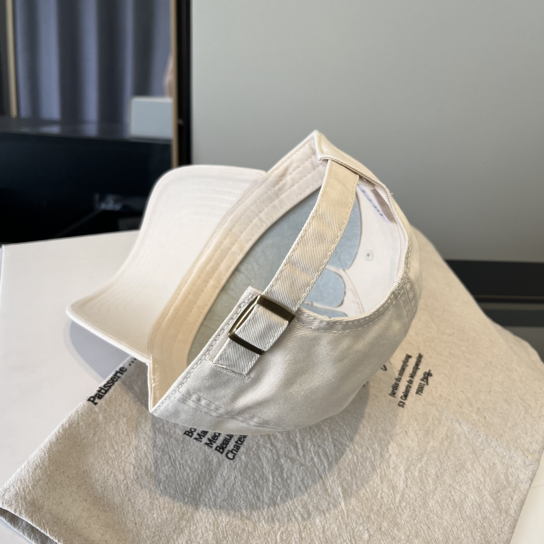 【YSL圣罗兰】2025早春新款简约棒球帽，新款出货，大牌款超好搭配，赶紧入手！