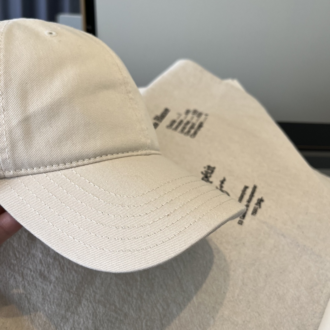 【YSL圣罗兰】2025早春新款简约棒球帽，新款出货，大牌款超好搭配，赶紧入手！