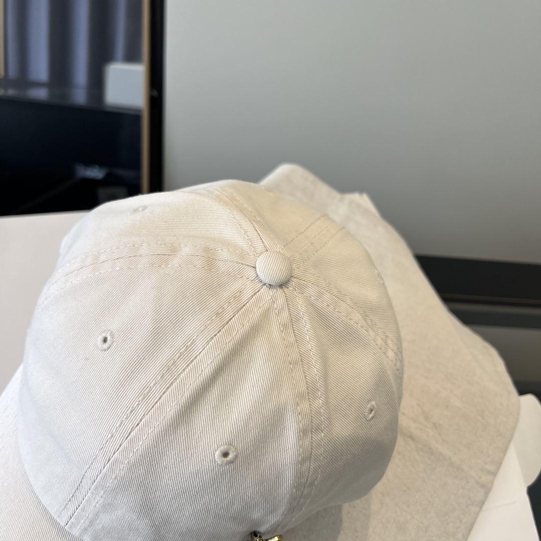 【YSL圣罗兰】2025早春新款简约棒球帽，新款出货，大牌款超好搭配，赶紧入手！