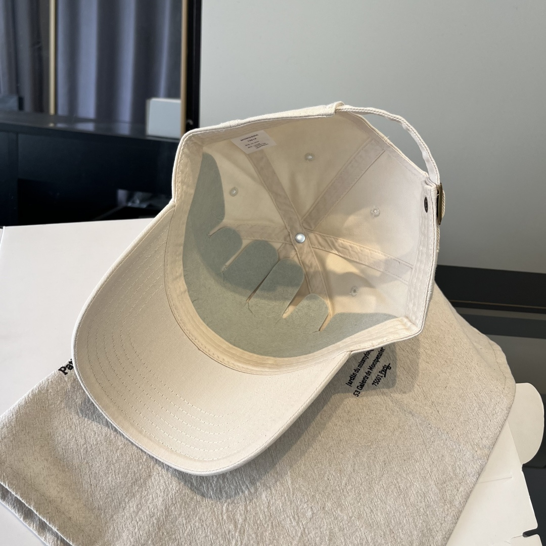 【YSL圣罗兰】2025早春新款简约棒球帽，新款出货，大牌款超好搭配，赶紧入手！