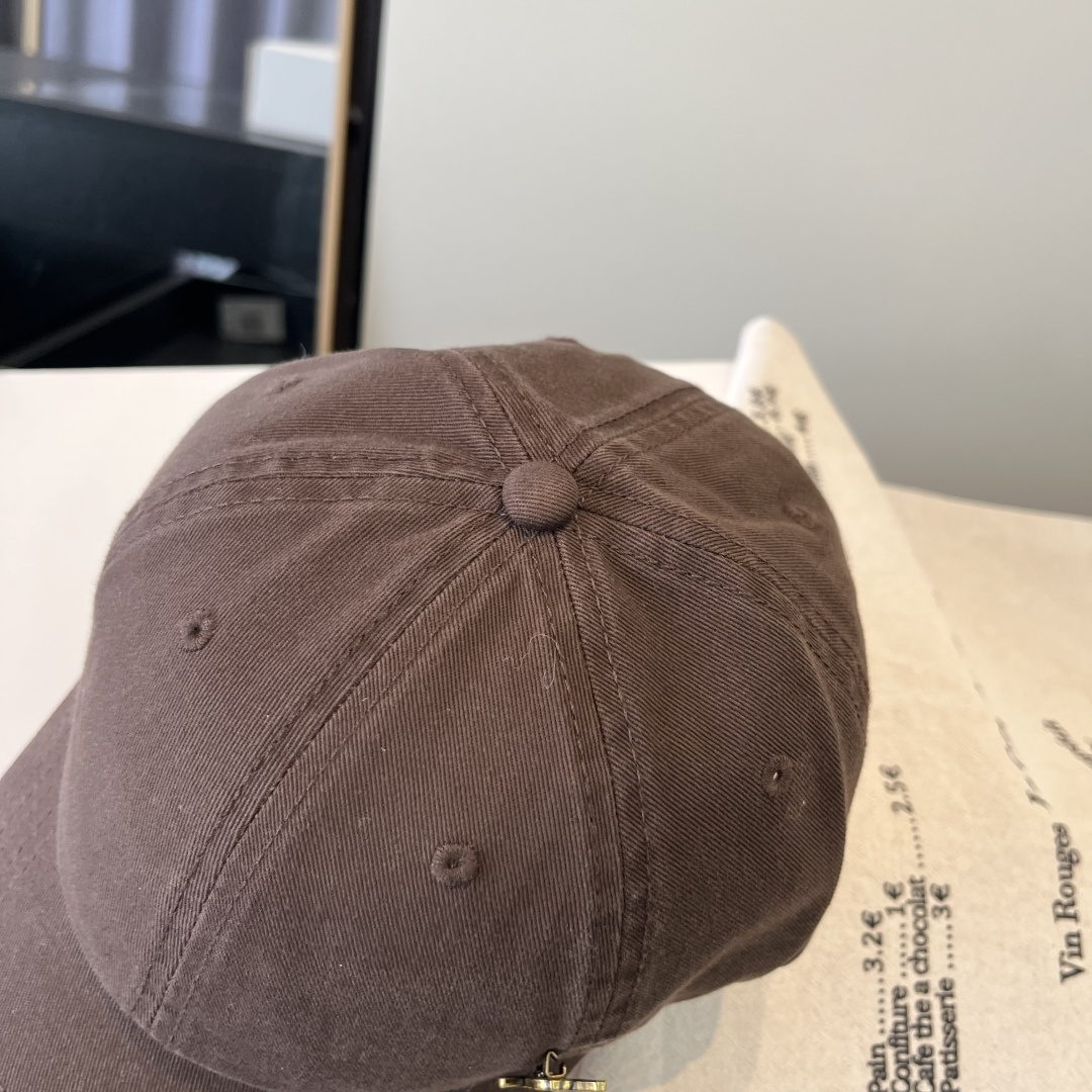 【YSL圣罗兰】2025早春新款简约棒球帽，新款出货，大牌款超好搭配，赶紧入手！