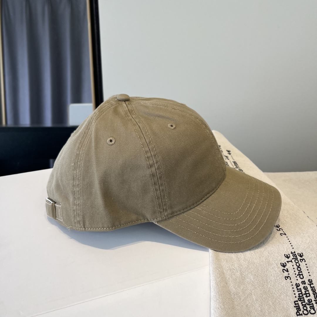 【YSL圣罗兰】2025早春新款简约棒球帽，新款出货，大牌款超好搭配，赶紧入手！