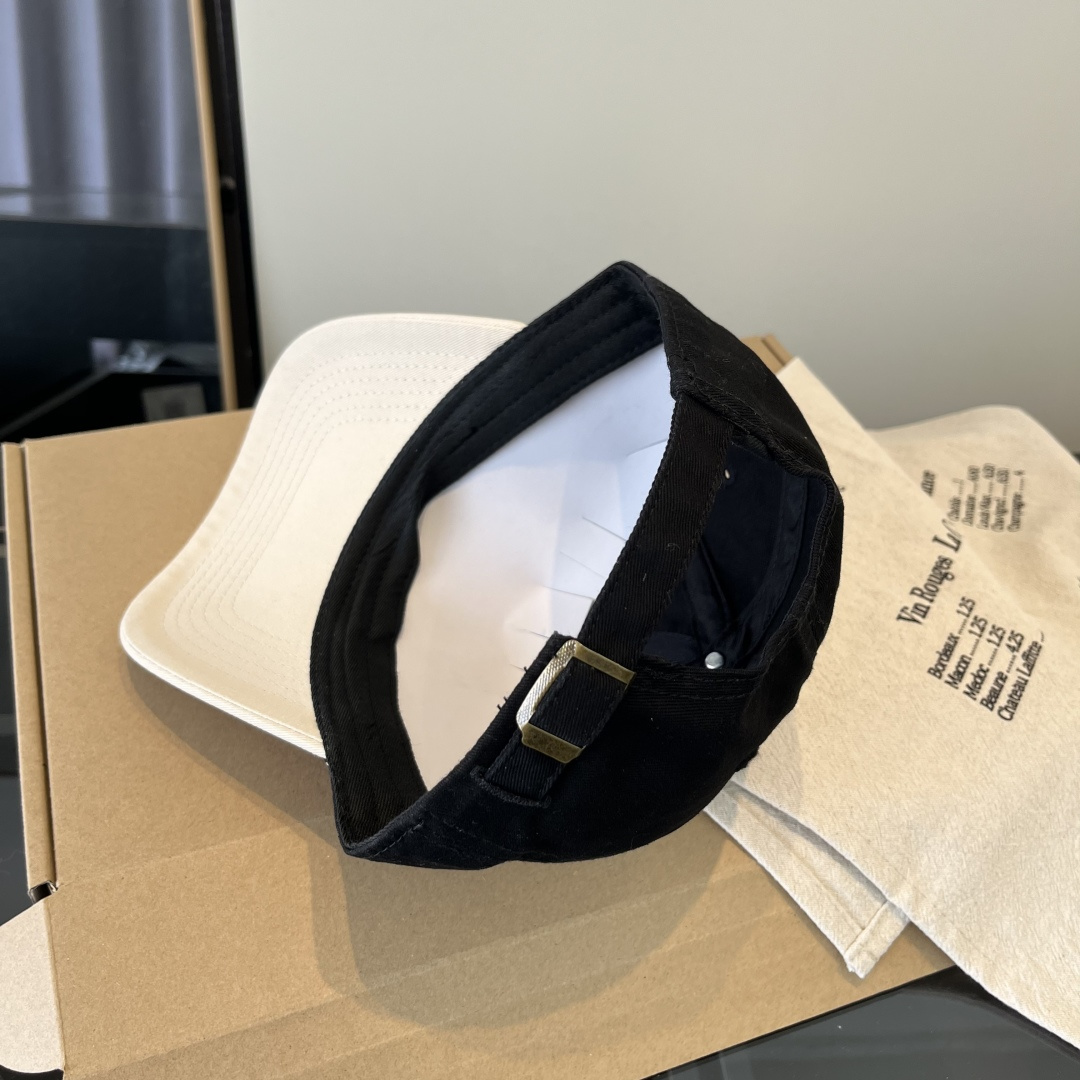 LP最新棒球帽 时尚前卫的休闲设计风格，戴上头就是这样好看看哦，做工精细，男女同款！