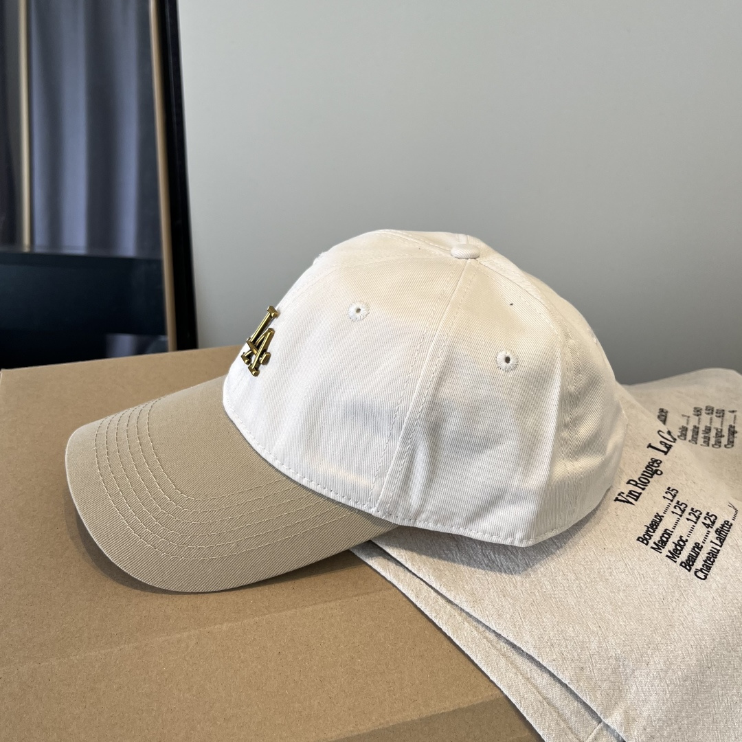 LP最新棒球帽 时尚前卫的休闲设计风格，戴上头就是这样好看看哦，做工精细，男女同款！