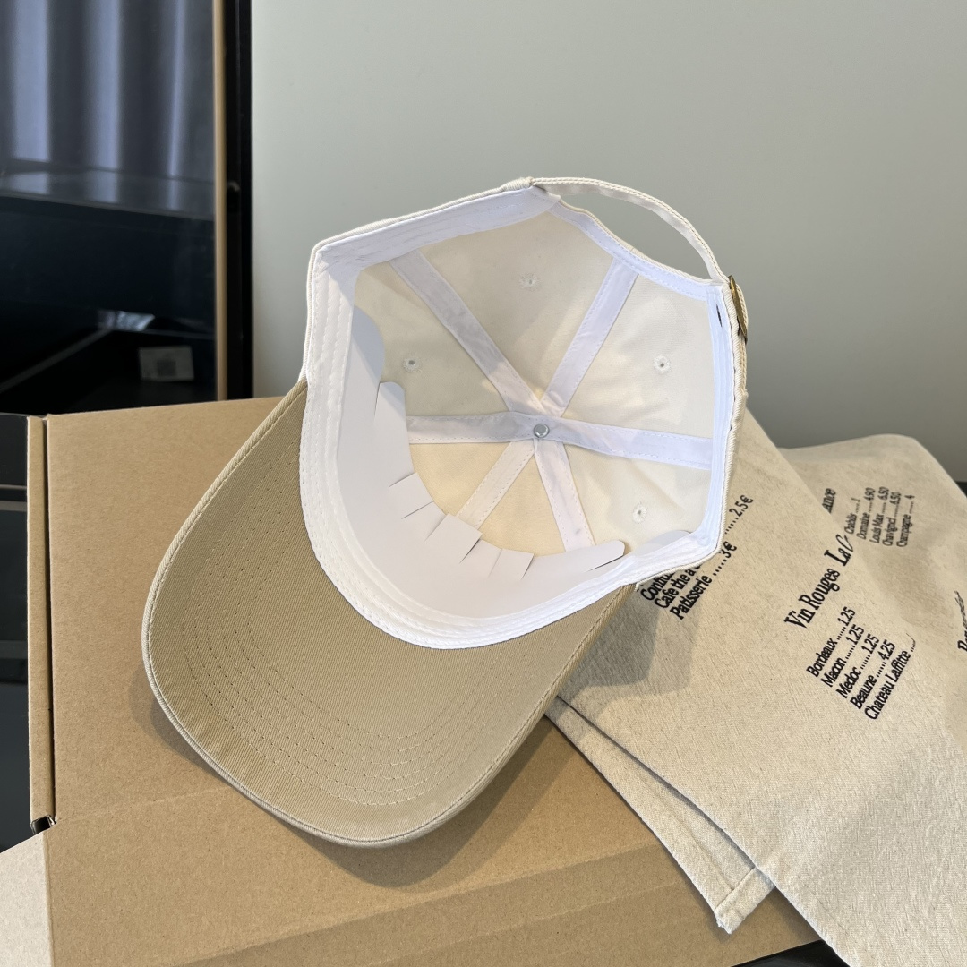 LP最新棒球帽 时尚前卫的休闲设计风格，戴上头就是这样好看看哦，做工精细，男女同款！