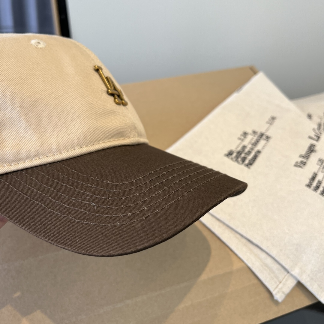 LP最新棒球帽 时尚前卫的休闲设计风格，戴上头就是这样好看看哦，做工精细，男女同款！