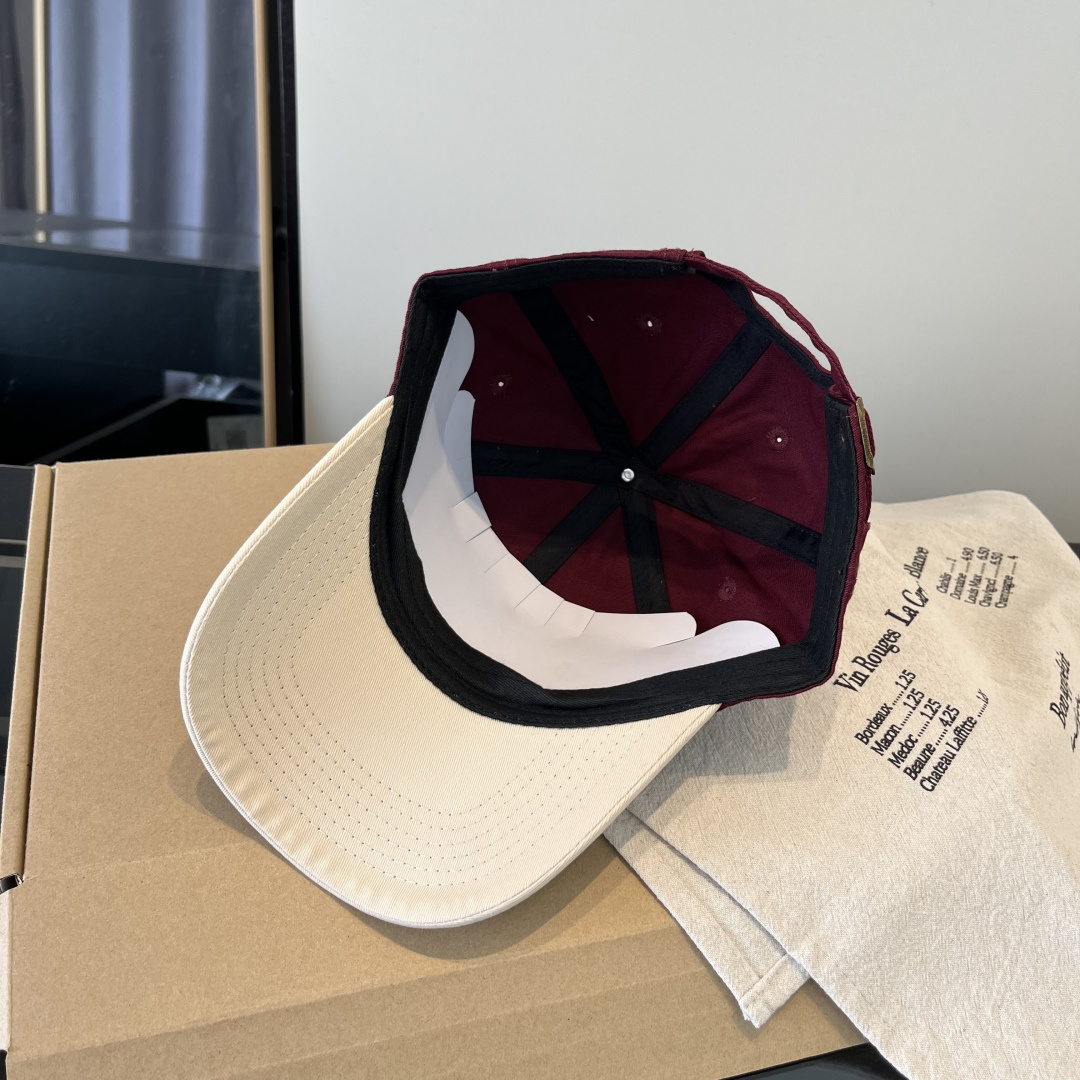 LP最新棒球帽 时尚前卫的休闲设计风格，戴上头就是这样好看看哦，做工精细，男女同款！