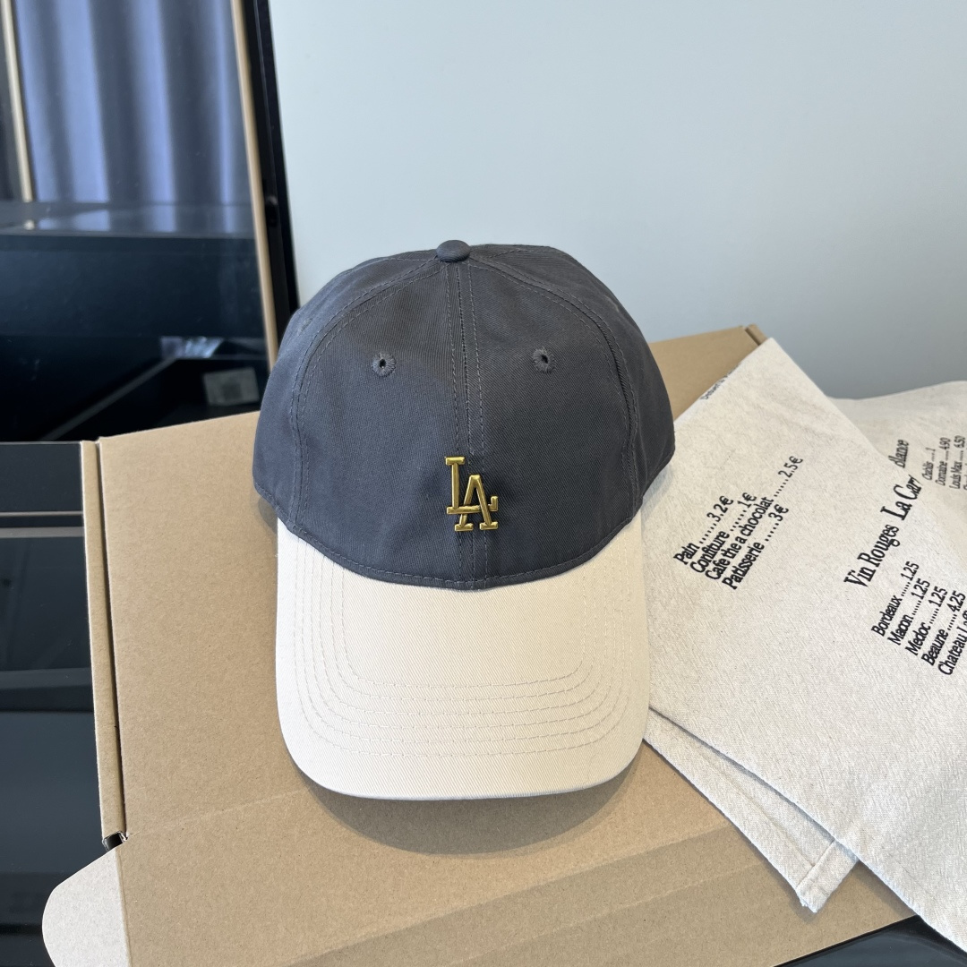 LP最新棒球帽 时尚前卫的休闲设计风格，戴上头就是这样好看看哦，做工精细，男女同款！