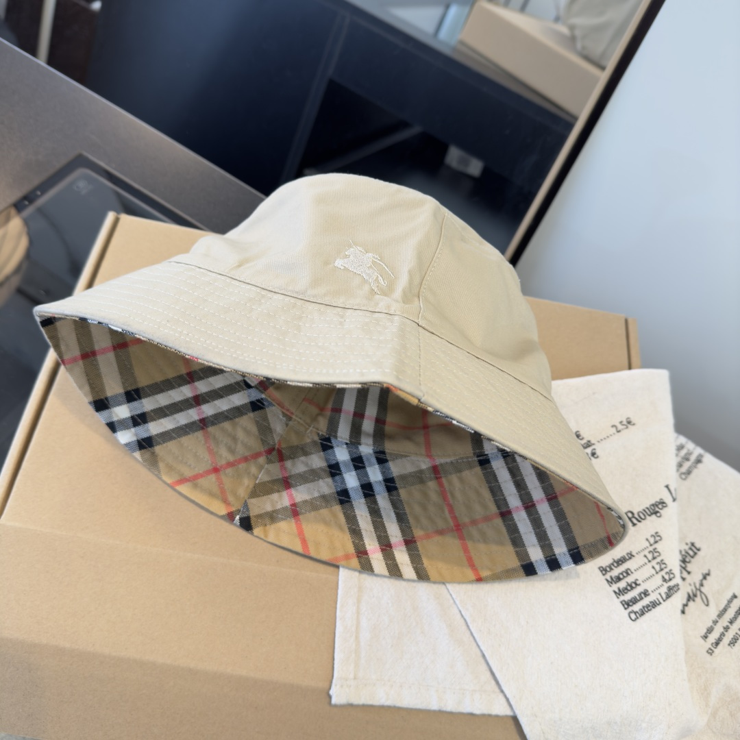 BURBERRY巴宝利早春新款渔夫帽，简约尚时风，男女同款！高质品，尊享品质感！