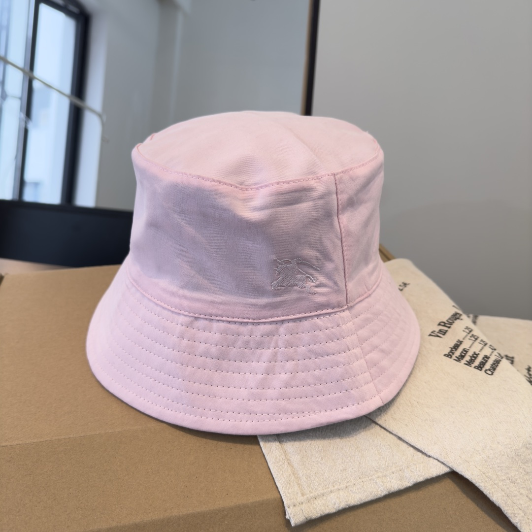 BURBERRY巴宝利早春新款渔夫帽，简约尚时风，男女同款！高质品，尊享品质感！