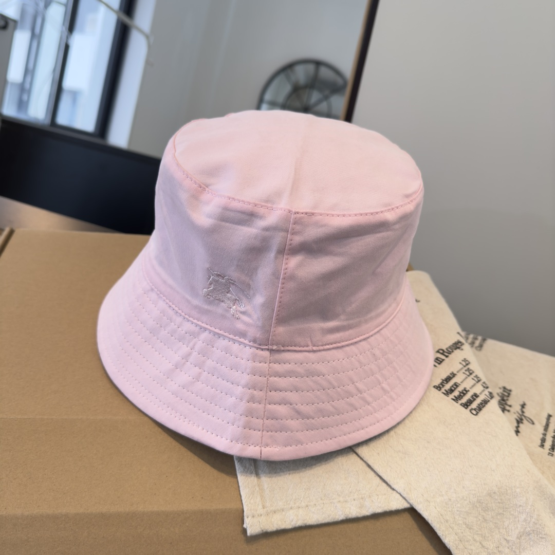 BURBERRY巴宝利早春新款渔夫帽，简约尚时风，男女同款！高质品，尊享品质感！