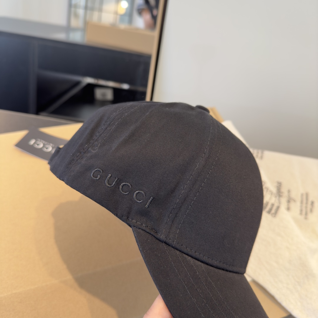 古奇棒球帽♥️GUCCI🧢官网新品，棒球帽，原单品质火爆来袭 🔥🎩 工艺非常精美 高档大气上档次！低调奢