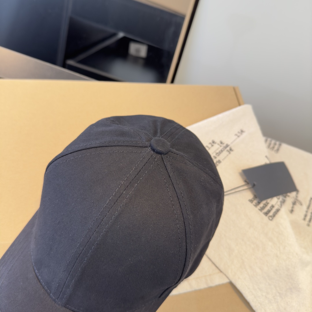 古奇棒球帽♥️GUCCI🧢官网新品，棒球帽，原单品质火爆来袭 🔥🎩 工艺非常精美 高档大气上档次！低调奢