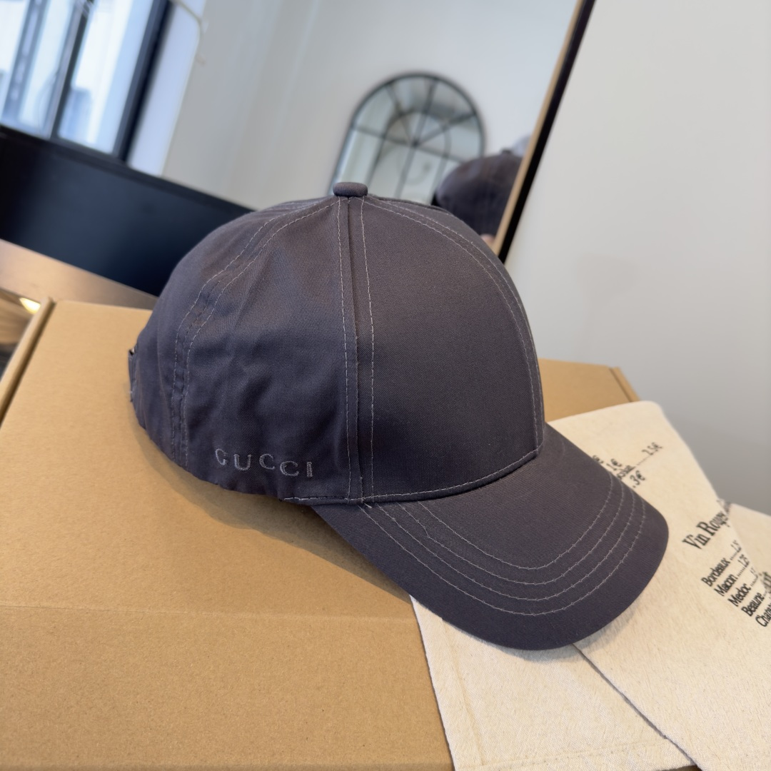 古奇棒球帽♥️GUCCI🧢官网新品，棒球帽，原单品质火爆来袭 🔥🎩 工艺非常精美 高档大气上档次！低调奢