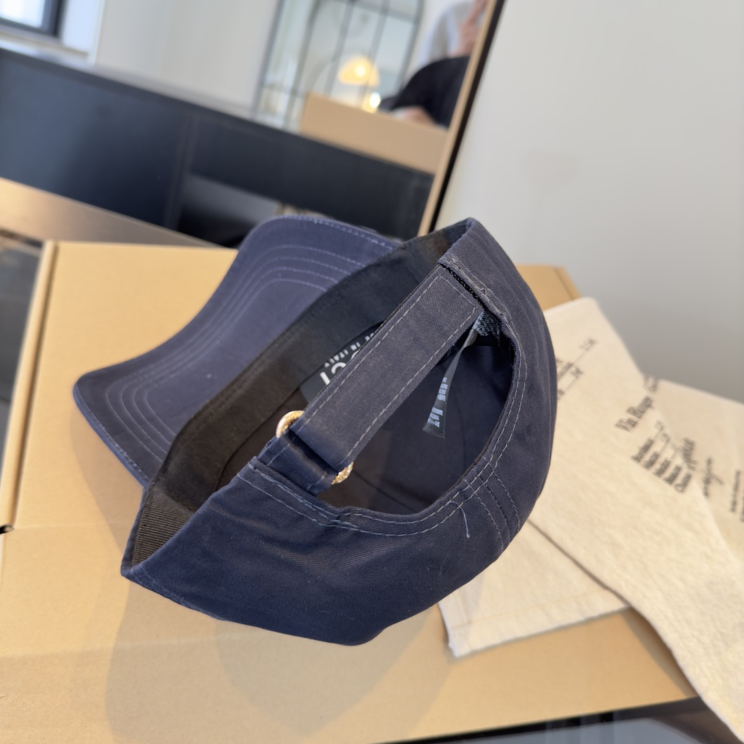 古奇棒球帽♥️GUCCI🧢官网新品，棒球帽，原单品质火爆来袭 🔥🎩 工艺非常精美 高档大气上档次！低调奢