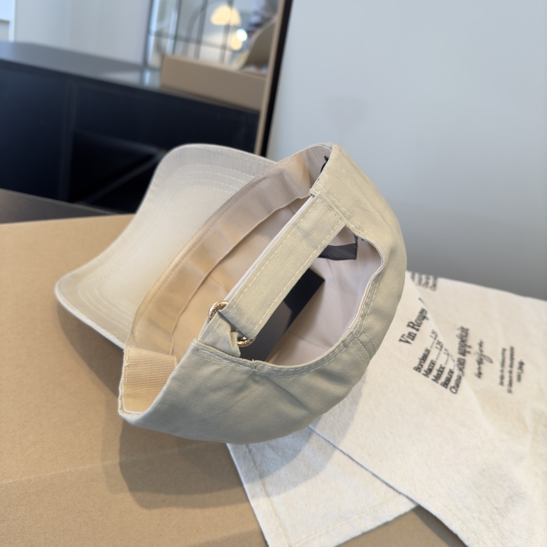 古奇棒球帽♥️GUCCI🧢官网新品，棒球帽，原单品质火爆来袭 🔥🎩 工艺非常精美 高档大气上档次！低调奢