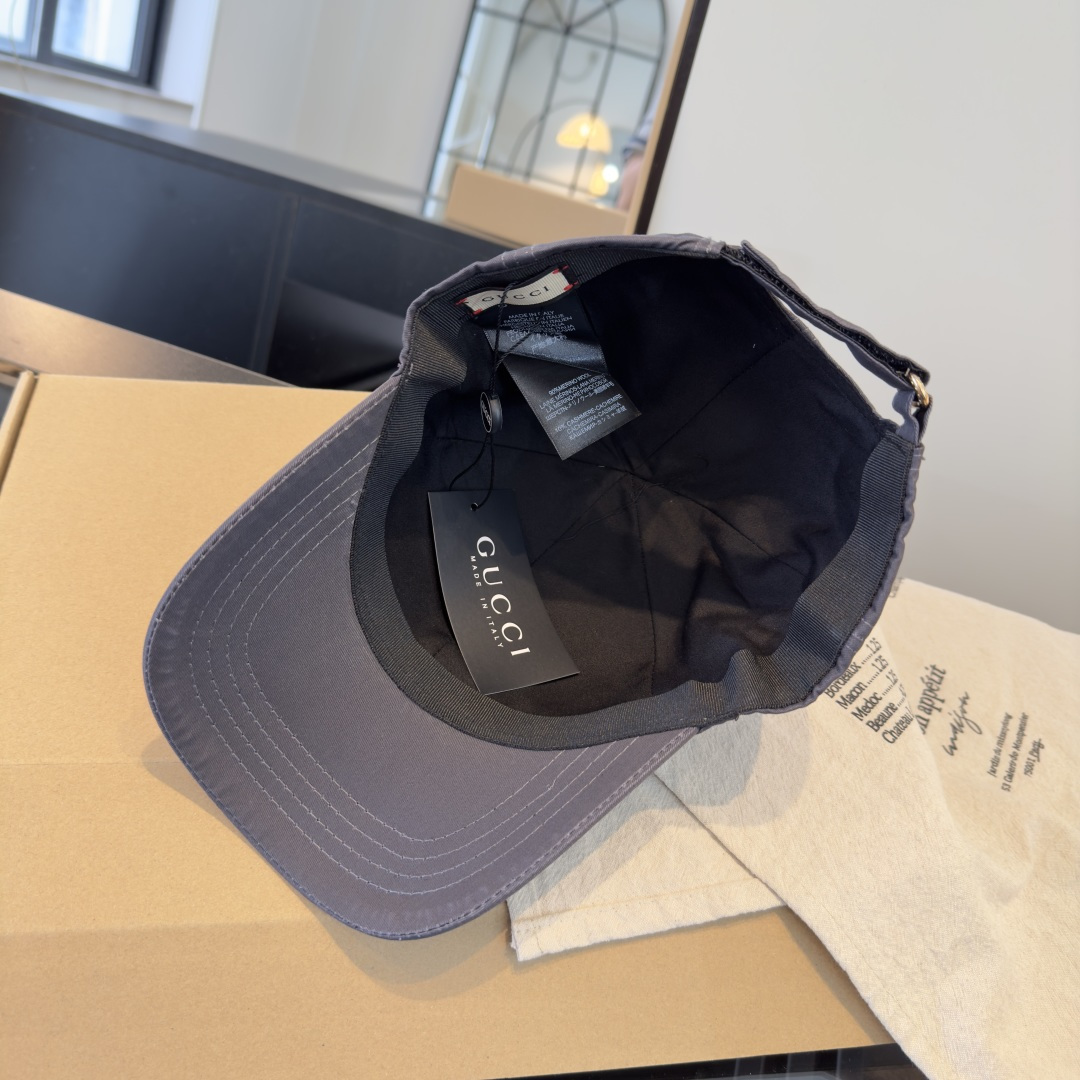 古奇棒球帽♥️GUCCI🧢官网新品，棒球帽，原单品质火爆来袭 🔥🎩 工艺非常精美 高档大气上档次！低调奢