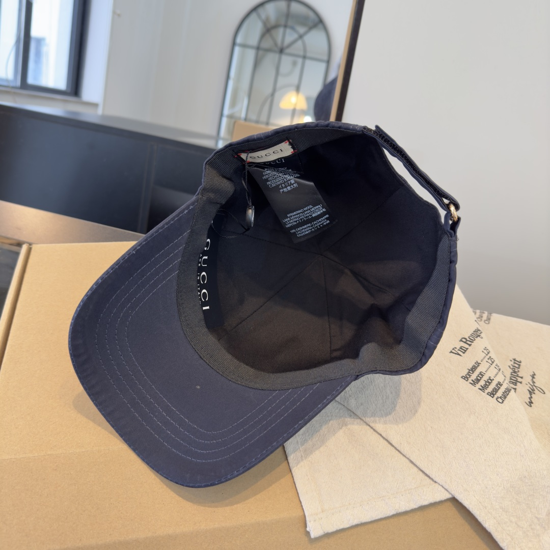 古奇棒球帽♥️GUCCI🧢官网新品，棒球帽，原单品质火爆来袭 🔥🎩 工艺非常精美 高档大气上档次！低调奢