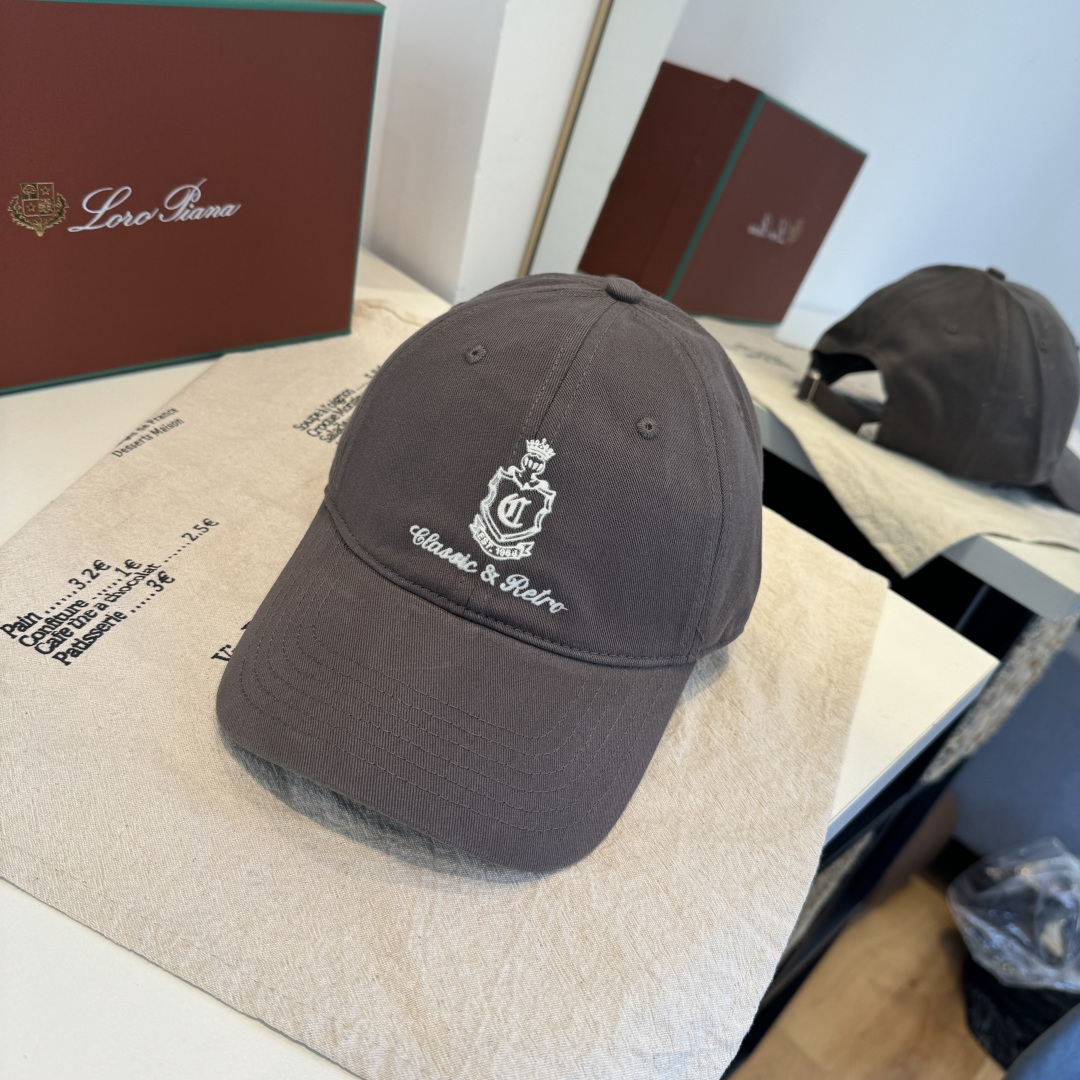 LP最新棒球帽 时尚前卫的休闲设计风格，戴上头就是这样好看看哦，做工精细，男女同款！