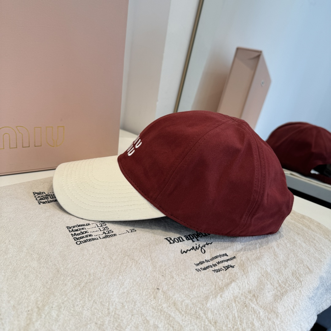 谬谬miumiu 原单春夏新款棒球帽，正品开模订制，原版做工细致质量超赞！