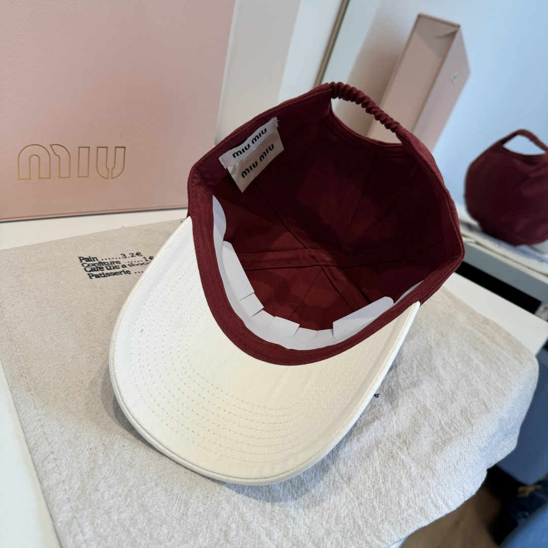 谬谬miumiu 原单春夏新款棒球帽，正品开模订制，原版做工细致质量超赞！