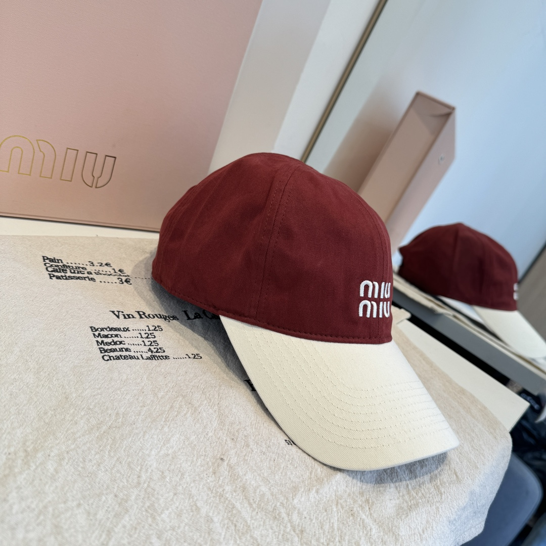 谬谬miumiu 原单春夏新款棒球帽，正品开模订制，原版做工细致质量超赞！