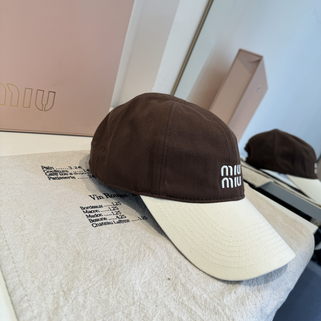 谬谬miumiu 原单春夏新款棒球帽，正品开模订制，原版做工细致质量超赞！