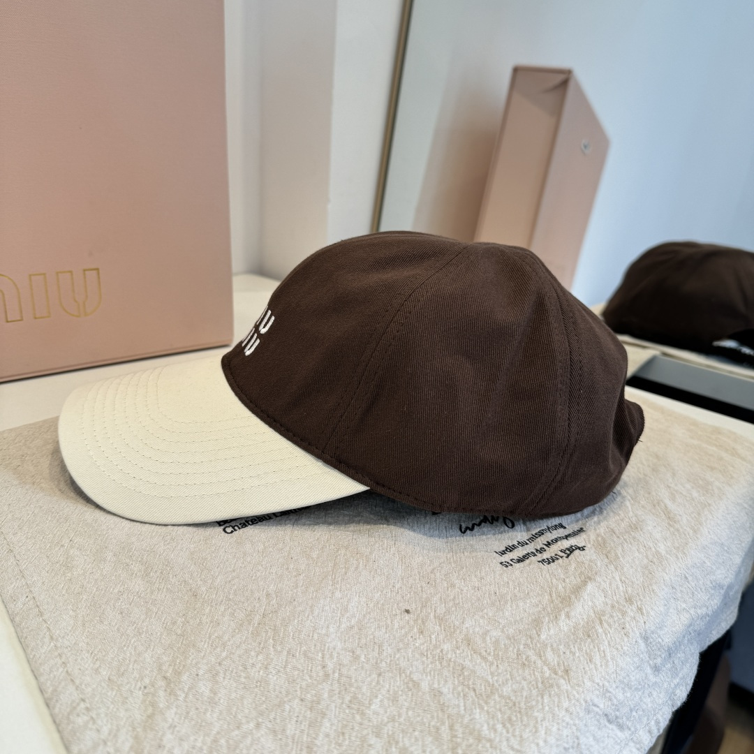 谬谬miumiu 原单春夏新款棒球帽，正品开模订制，原版做工细致质量超赞！