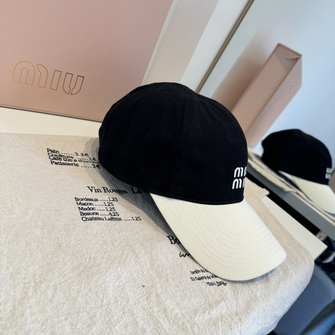 谬谬miumiu 原单春夏新款棒球帽，正品开模订制，原版做工细致质量超赞！
