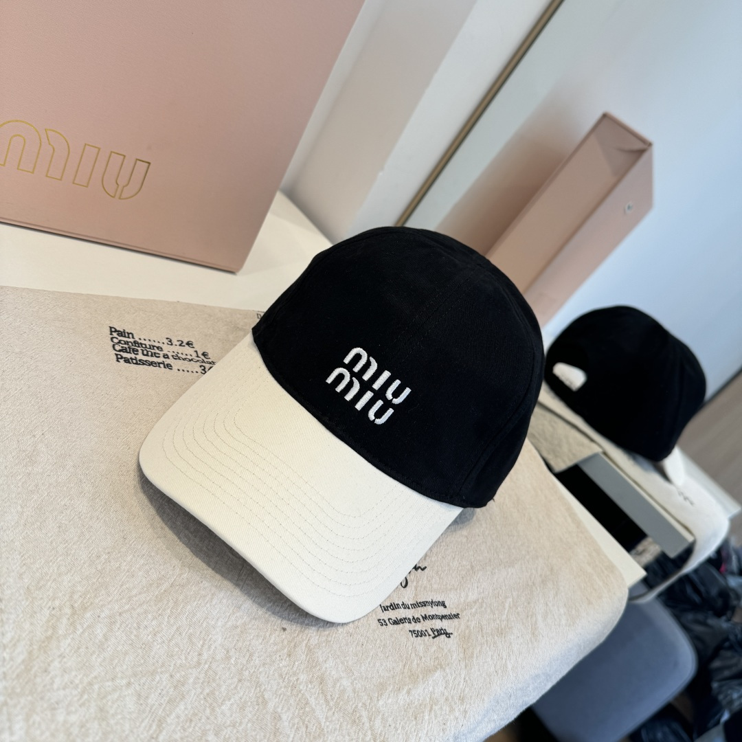 谬谬miumiu 原单春夏新款棒球帽，正品开模订制，原版做工细致质量超赞！