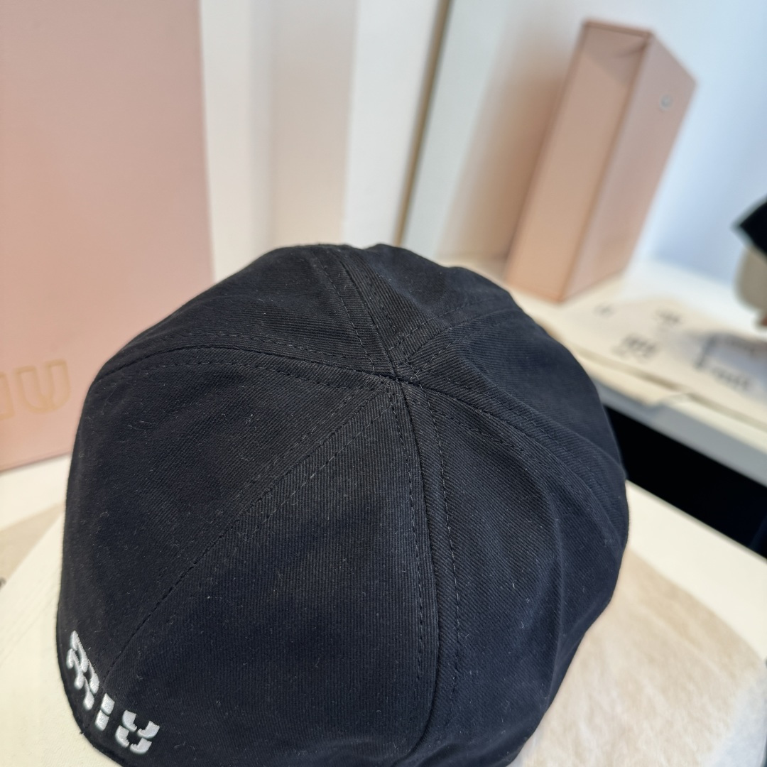 谬谬miumiu 原单春夏新款棒球帽，正品开模订制，原版做工细致质量超赞！