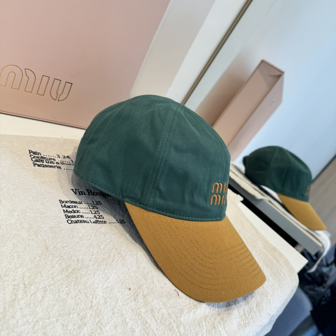 谬谬miumiu 原单春夏新款棒球帽，正品开模订制，原版做工细致质量超赞！