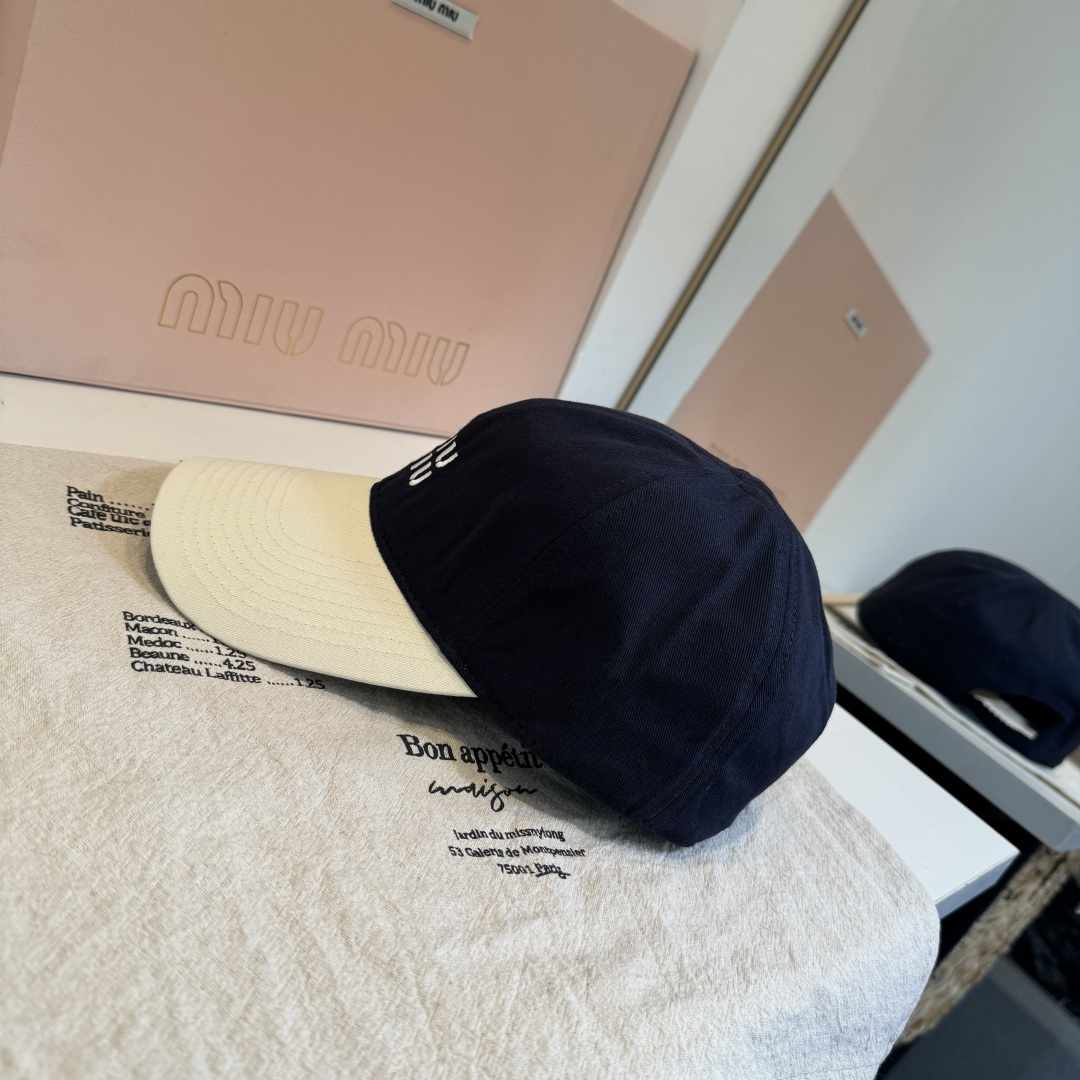 谬谬miumiu 原单春夏新款棒球帽，正品开模订制，原版做工细致质量超赞！