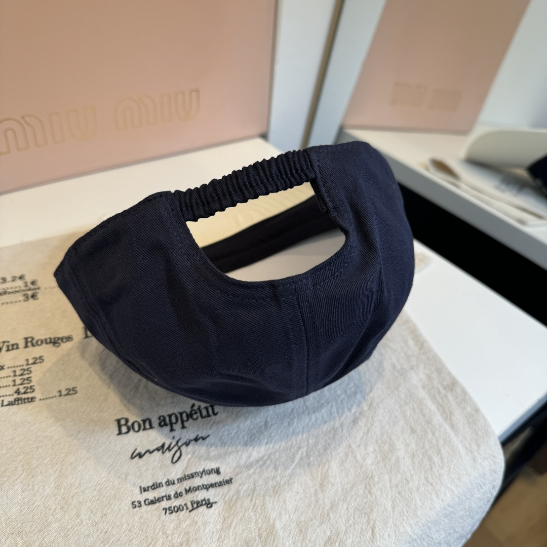 谬谬miumiu 原单春夏新款棒球帽，正品开模订制，原版做工细致质量超赞！