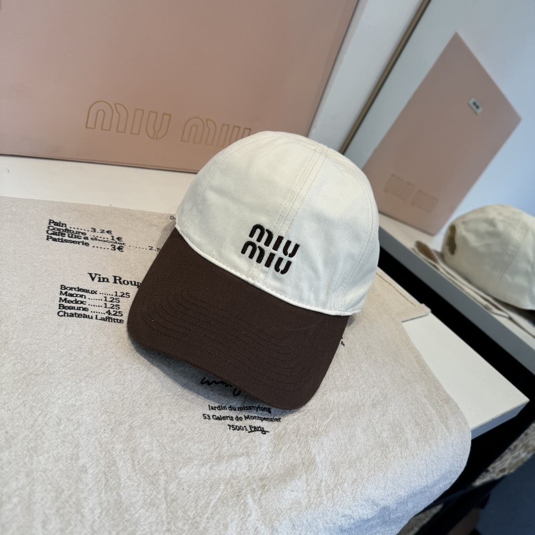 谬谬miumiu 原单春夏新款棒球帽，正品开模订制，原版做工细致质量超赞！