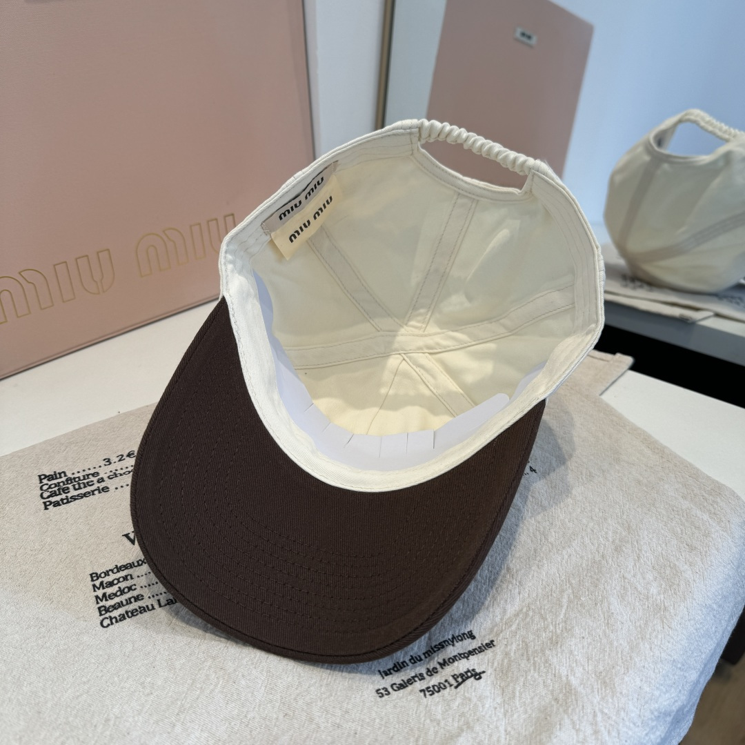 谬谬miumiu 原单春夏新款棒球帽，正品开模订制，原版做工细致质量超赞！