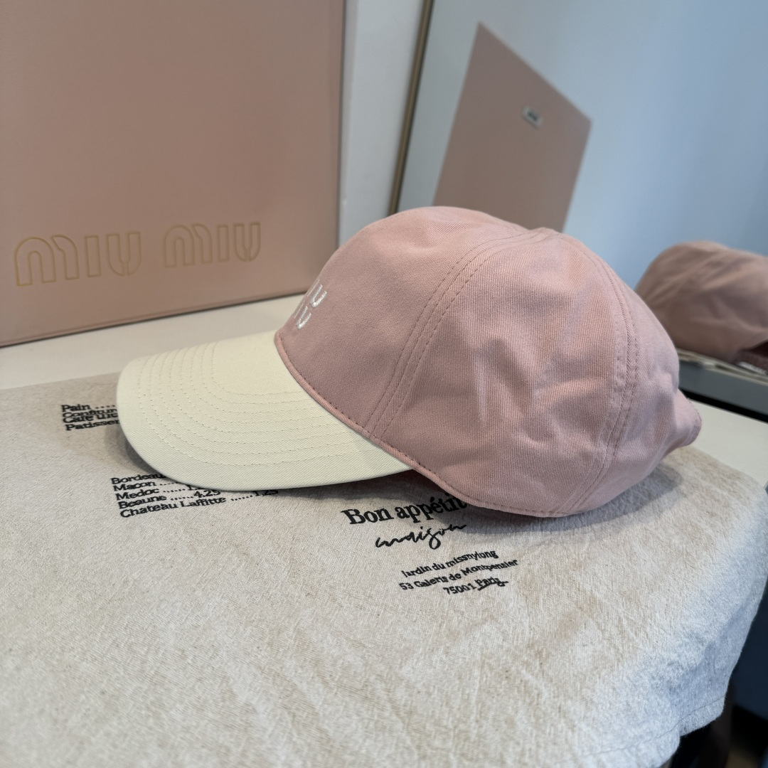谬谬miumiu 原单春夏新款棒球帽，正品开模订制，原版做工细致质量超赞！