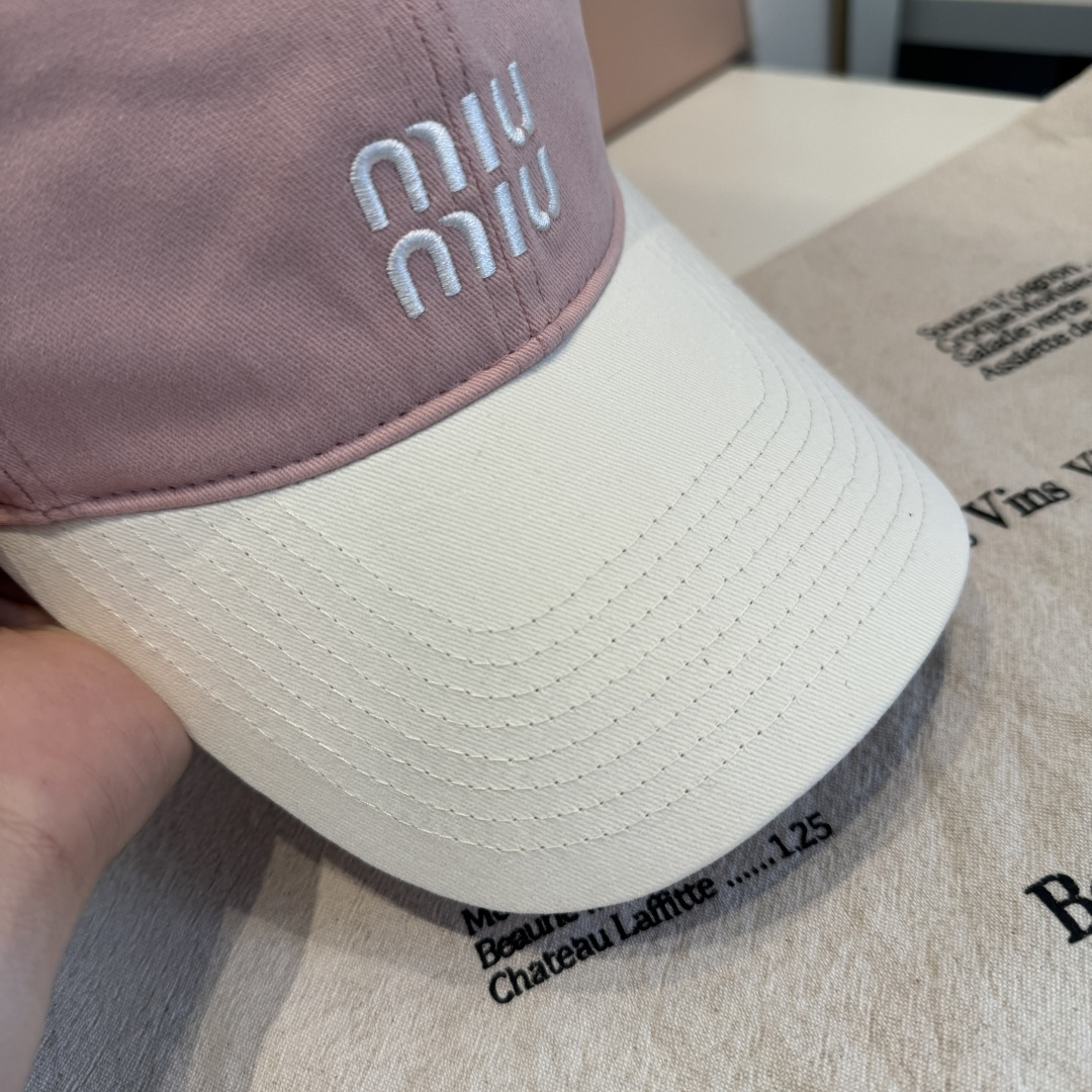 谬谬miumiu 原单春夏新款棒球帽，正品开模订制，原版做工细致质量超赞！