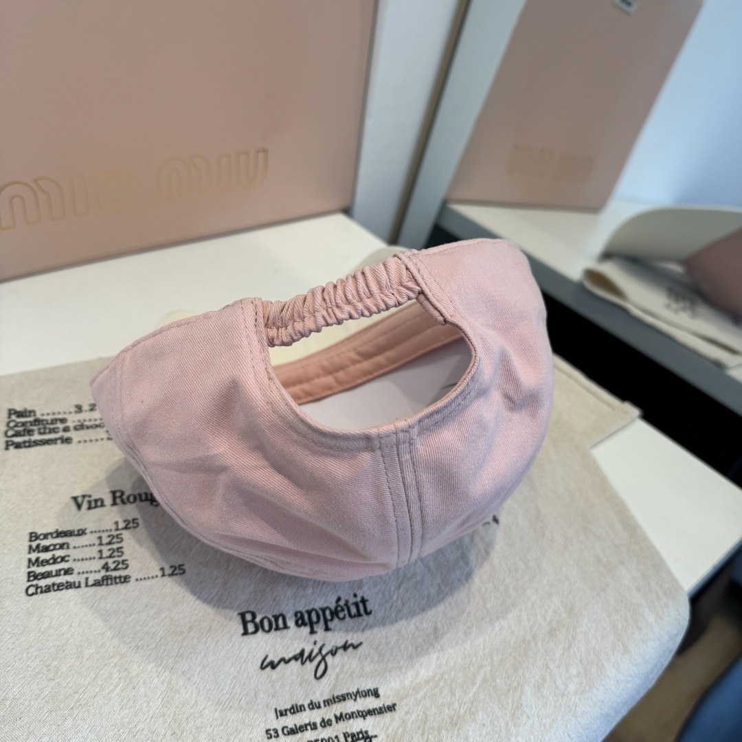 谬谬miumiu 原单春夏新款棒球帽，正品开模订制，原版做工细致质量超赞！