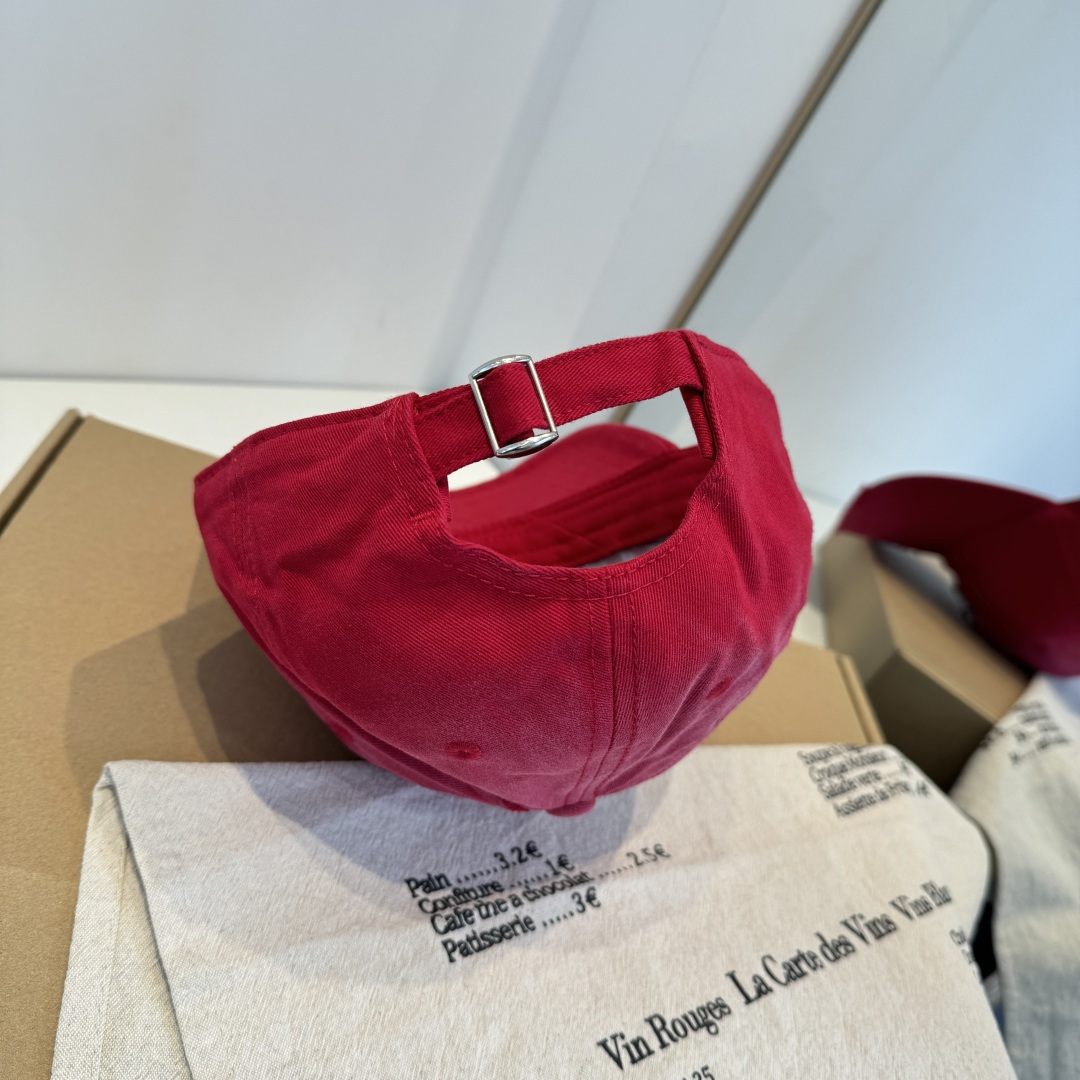 【克罗心】新款经典休闲潮流款 棒球帽日韩风格，随便搭配都超好看！出门旅游，绝对要入手的一款