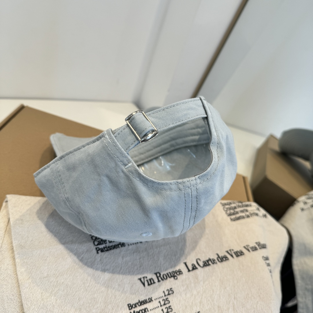 【克罗心】新款经典休闲潮流款 棒球帽日韩风格，随便搭配都超好看！出门旅游，绝对要入手的一款