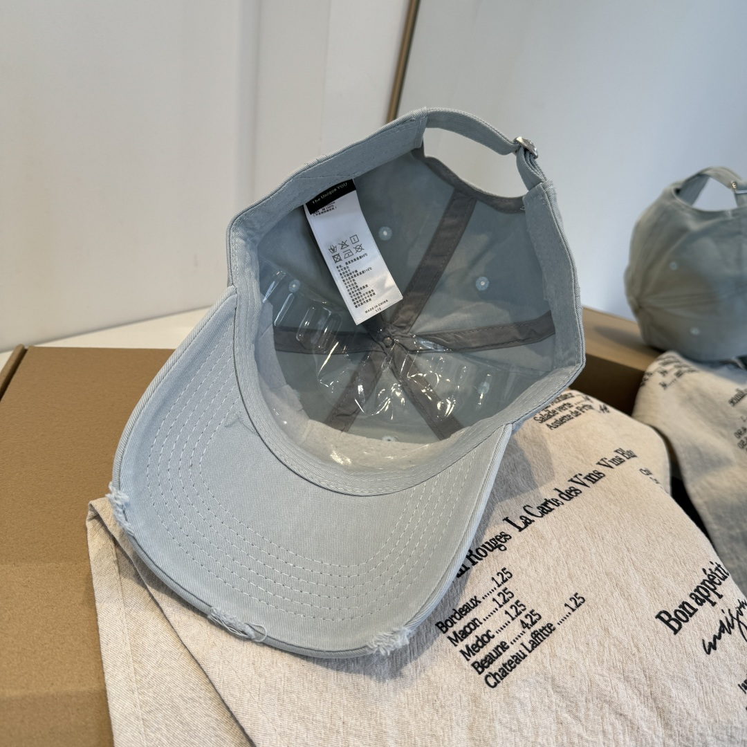 【克罗心】新款经典休闲潮流款 棒球帽日韩风格，随便搭配都超好看！出门旅游，绝对要入手的一款